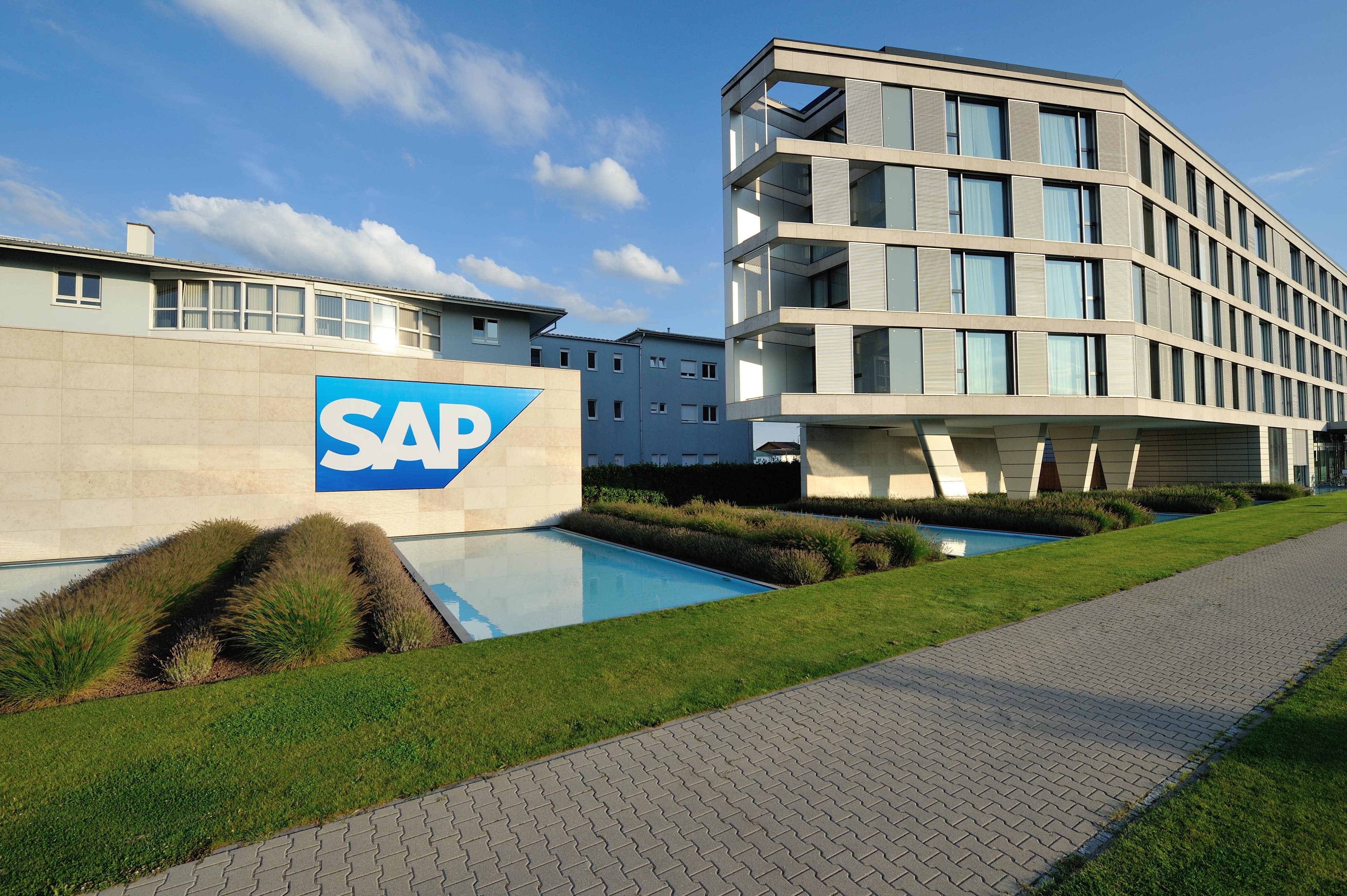 LumApps selected for SAP.iO’s Deskless Workforces & People Management Program